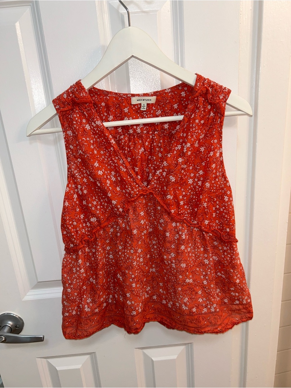 Red Floral Sleeveless V-Neck Top